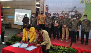 pengurus-iatsri-resmi-dikukuhkan-2207087-rev1.jpg