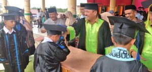 santri-tpa-tqa-takmiliyah-quran-lil-aulad-diwisuda-ini-kata-wako-subulussalam-220708n-rev1.jpg