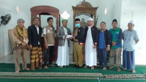 zafa-tour-dan-icmi-muda-sumsel-berikan-bantuan-ke-yayasan-pesantren-tahfiz-kiai-marogan-220708a-rev1.jpg