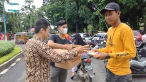 goldens-academy-bersama-fspss-palembang-laksanakan-hari-berbagi-berkah-2207167-rev1.jpg