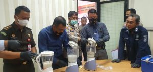 polda-sumsel-blender-773226-gram-sabu-2207165-rev1.jpg