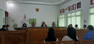 sidang-praperadilan-penetapan-tersangka-penganiayaan-majelis-hakim-tolak-tuntutan-pemohon-220716c-rev1.jpg