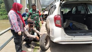 ini-bentuk-sinergitas-tnipolri-bantu-awak-media-pecah-ban-2207180-rev1.jpg