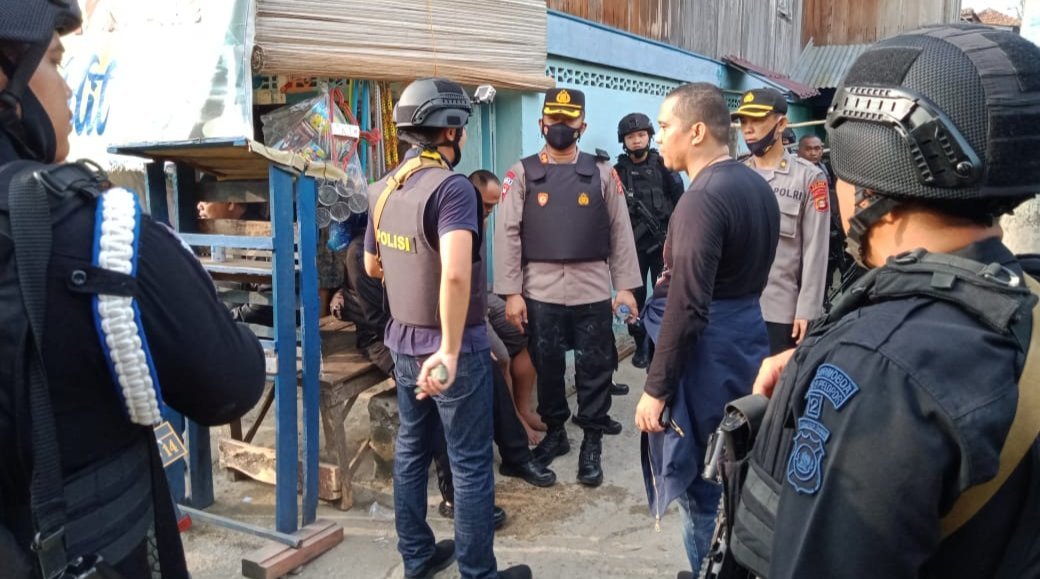 dalam-operasi-pekat-di-muratara-18-warga-diamankan-220718i-rev1.jpg