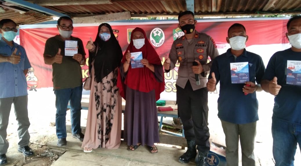muspika-kecamatan-rundeng-laksanakan-program-vaksinasi-massal-220718w-rev1.jpg