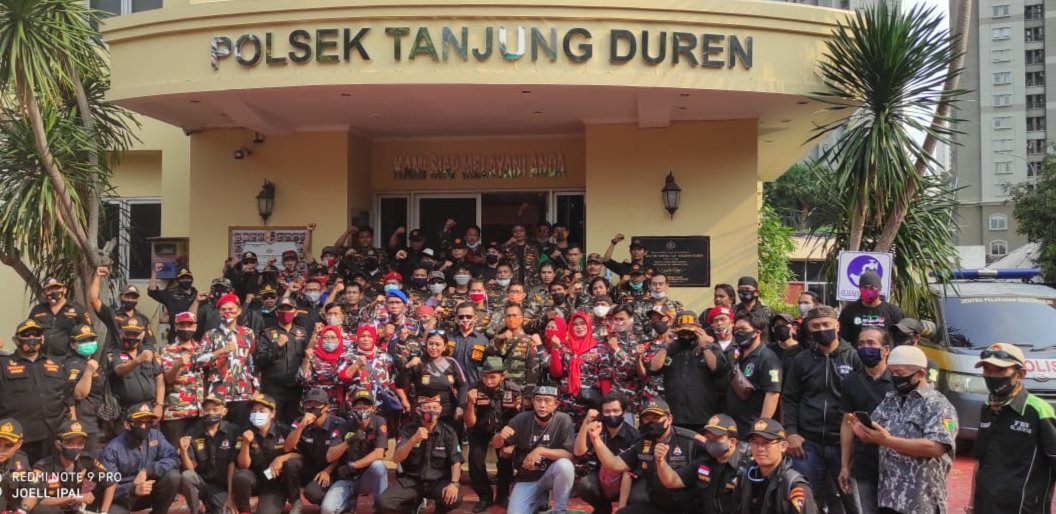 kapolsek-tanjung-duren-apresiasi-partisipasi-ormas-jaga-keamanan-wilayah-220721b-rev1.jpg