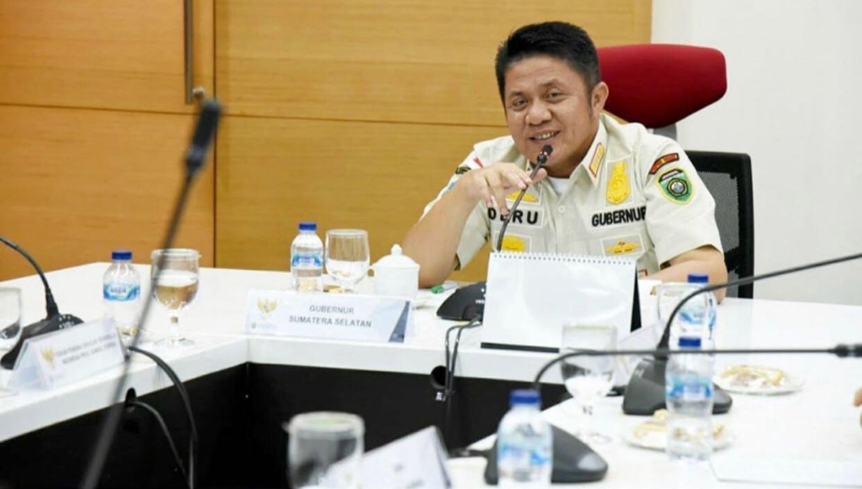 gubernur-deru-klaim-growth-ekonomi-sumsel-semester-i2020-tertinggi-di-pulau-sumatera-220721m-rev1.jpg