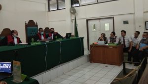 minta-revisi-gugatan-kuasa-hukum-pt-skb-diprotes-220721o-rev1.jpg