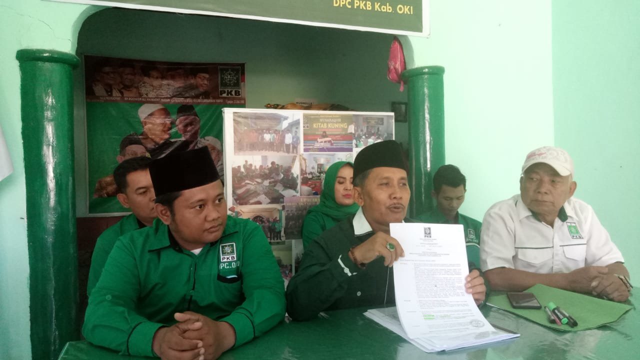 ini-dugaan-kejanggalan-pergantian-ketua-pkb-oki-220721v-rev1.jpg