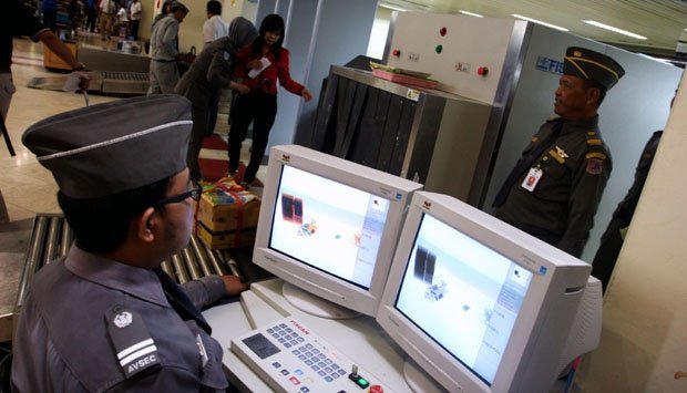 kemenhub-tidak-ada-larangan-membawa-laptop-dan-ponsel-ke-pesawat-220721s-rev1.jpg