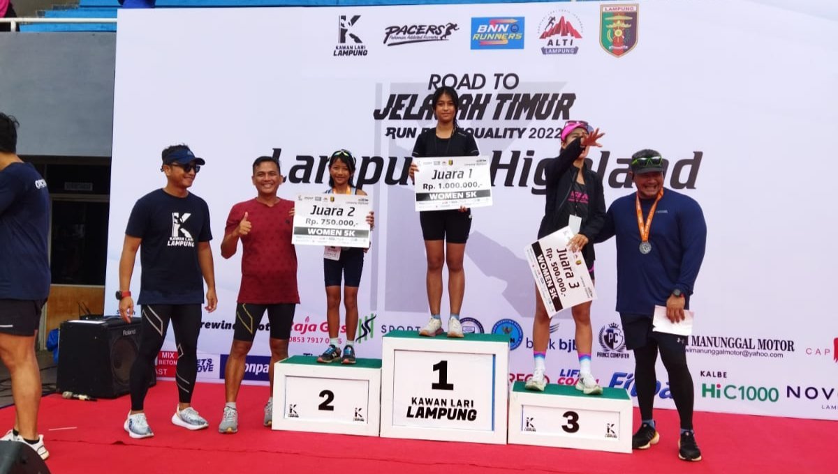 dua-atlet-lahat-juarai-lampung-highland-10k-kategori-5k-putri-221003a.jpg