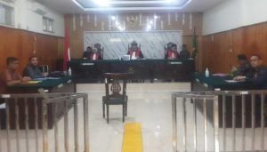 sidang-perdana-gugatan-anggota-dprd-asal-partai-gerindra-lahat-digelar-di-pn-2303169.jpg
