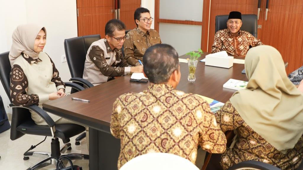 pj-bupati-apriyadi-buka-kran-beasiswa-s2-pertanian-dan-perikanan-untuk-asn-muba-2304135.jpg