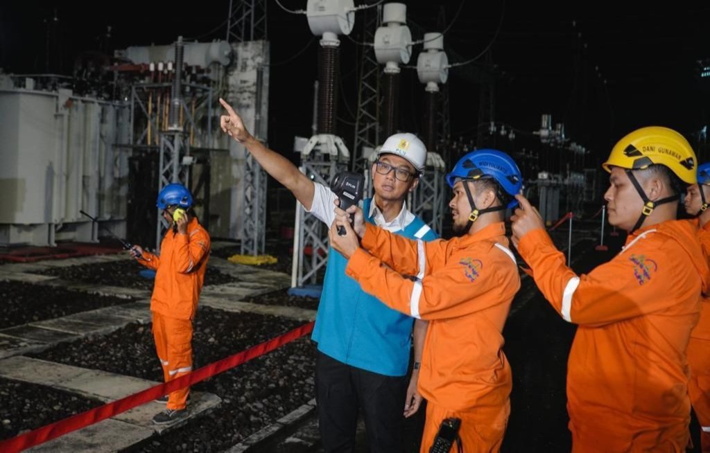dirut-pln-pastikan-keandalan-listrik-dan-kecukupan-pasokan-selama-liburan-idul-fitri-2304239.jpg