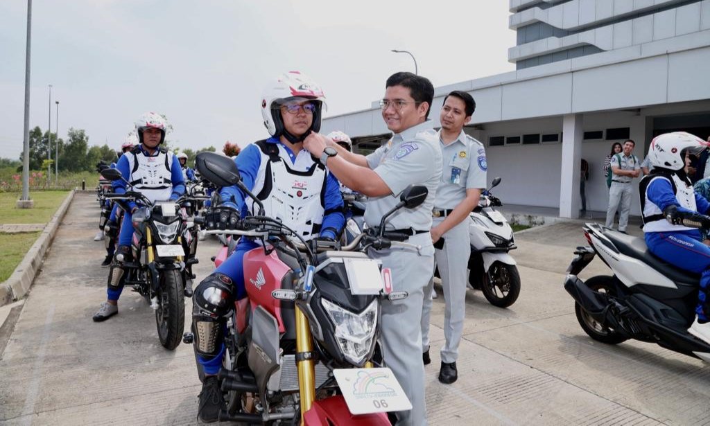 bersinergi-kembangkan-program-keselamatan-berkendara-ahm-dan-jasa-raharja-jalin-mou-230609s.jpg